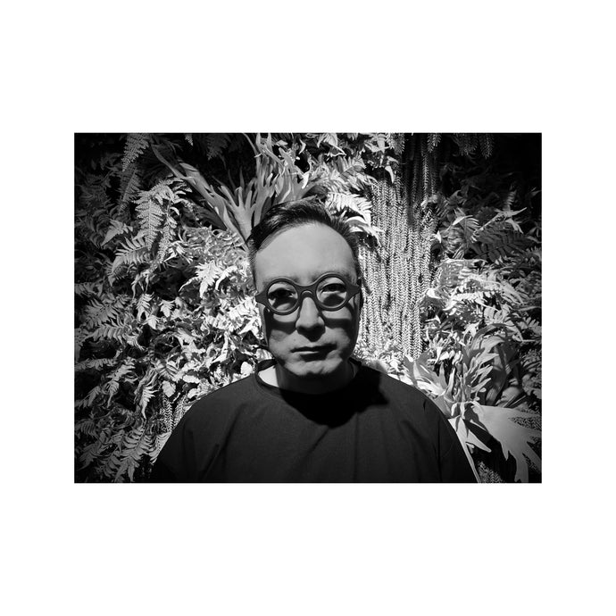 著名導演鄒凱光今天戴上了22度眼鏡