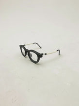 Load and play video in Gallery viewer, 22DEGREE EYEWEAR N25 snake bones version
