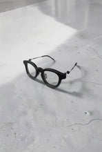 Load and play video in Gallery viewer, 22DEGREE EYEWEAR ORB
